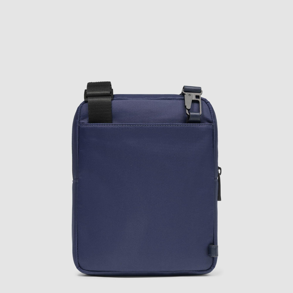 69f370638d3f6.jpg